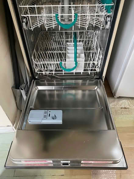 Photo of free Hotpoint Dishwasher (Lichfield WS13) #2