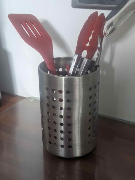 Photo of free Utensil Holder (ST6) #1