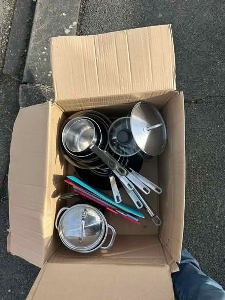 Photo of free Pots, pans and chopping boards (Headington OX3) #1
