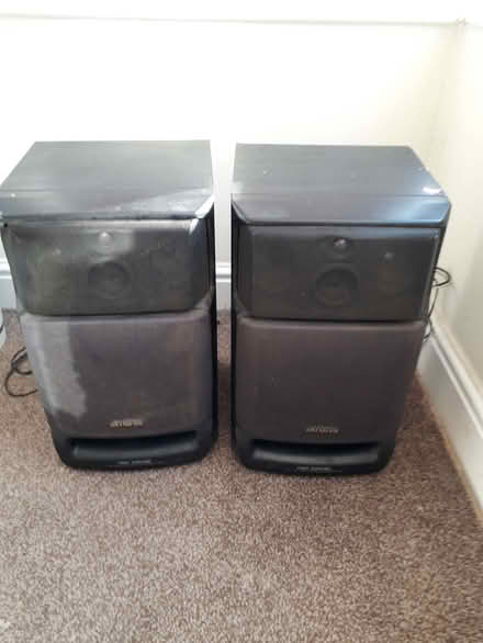 Photo of free AIWA Speakers (Fenton ST4) #1