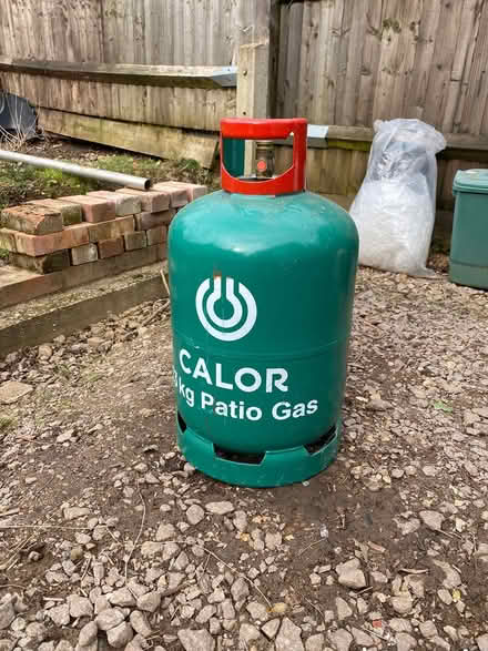 Photo of free Gas bottle (St Albans drakes drive) #1