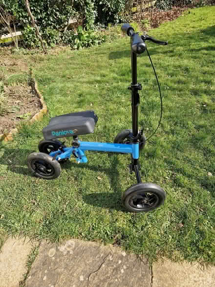 Photo of free Knee Scooter (CT2) #1