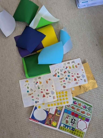 Photo of free Children's art stuff | Play buttons (Blossomfield B91) #1