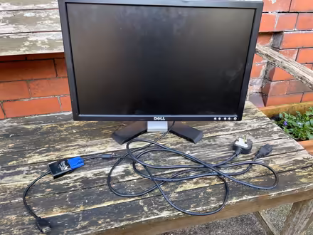 Photo of free Dell monitor (West didsbury) #1