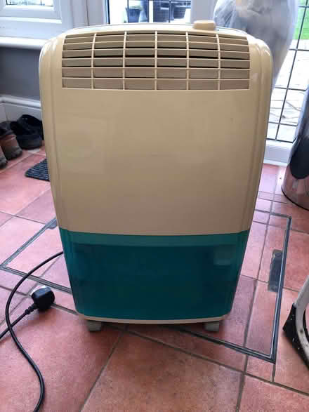 Photo of free Dehumidifier (Welling DA7) #1