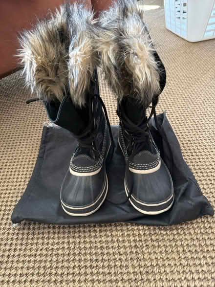 Photo of free Shoes 6uk (Saint John’s wood NW8) #1