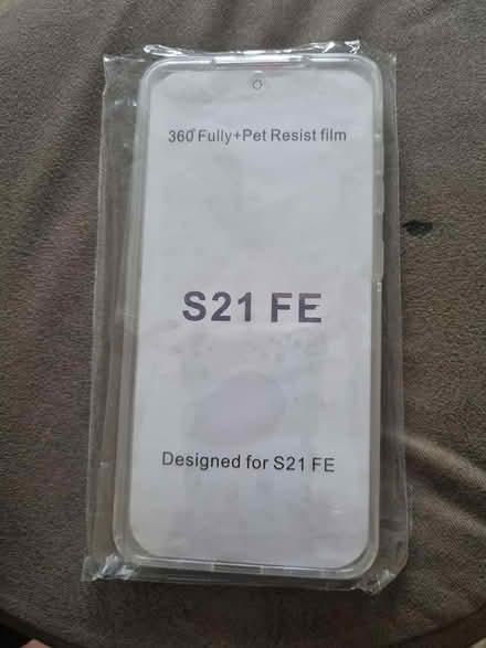 Photo of free Cover Samsung S21FE mobile phone (RH1 Redhill, Surrey) #1
