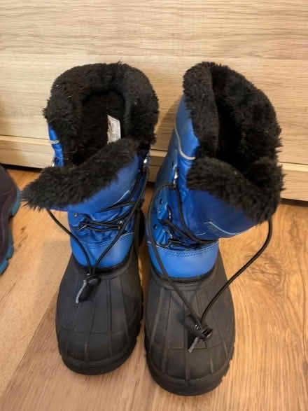 Photo of free Children's snow boots blue (Crown Wood RG12) #1