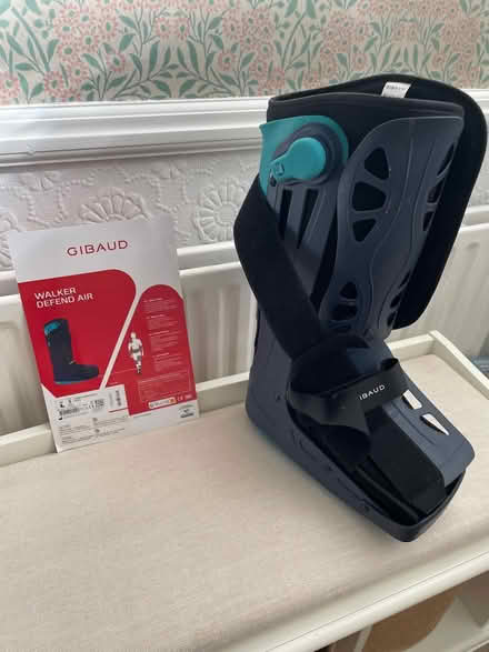 Photo of free Walker Defend Air support boot (Wimbledon Park SW19) #2
