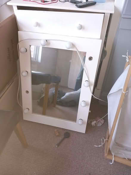 Photo of free Mirror (Abbey Wood DA17) #1
