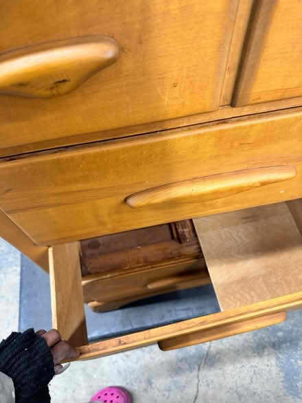 Photo of free Dresser (20017) #2