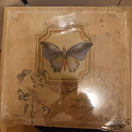 Photo of free Blank Scrapbook (West Village by 10 Downing St) #1