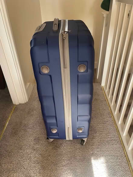 Photo of free Hard shell suitcase (Wimbledon SW19) #3