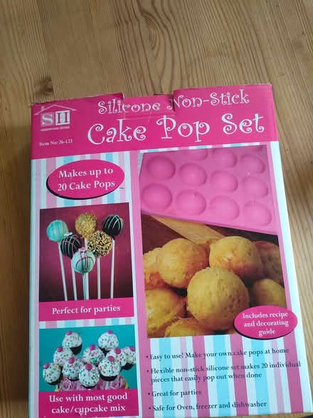 Photo of free Cake pop set (Millhouse S7) #1