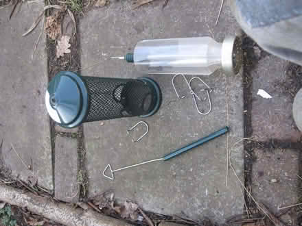 Photo of free BIrd Feeder ("Squirrel Buster Mini") - COndition Unsure (North Sheen TW9) #2