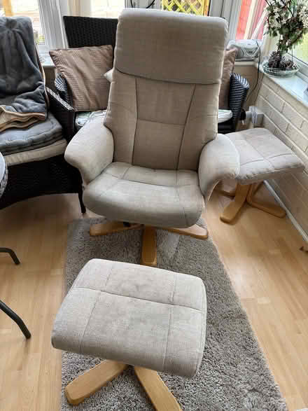 Photo of free Two swivel, recliner chair sets (DY8 Wordsley) #1