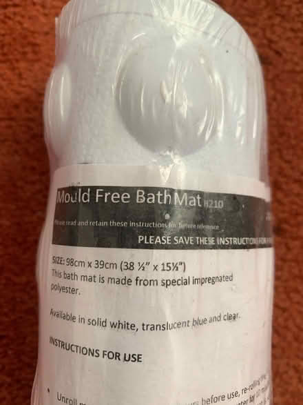 Photo of free Bath mat, unused (Harlington LU5) #3