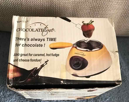 Photo of free Chocolate/Cheese Fondue Set (Willaston CH64) #1