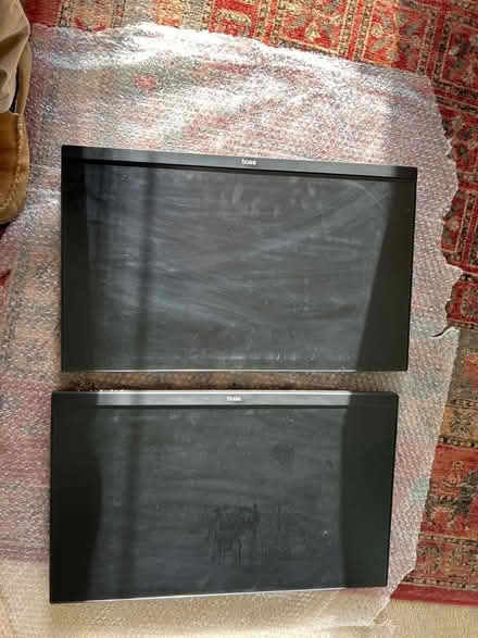 Photo of free Two benq lcd computer screens (Bierton Aylesbury) #1