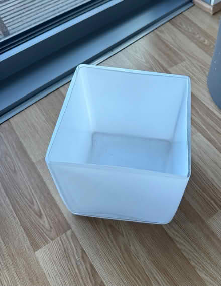 Photo of free White Square vases x 5 (Strand East E15) #2