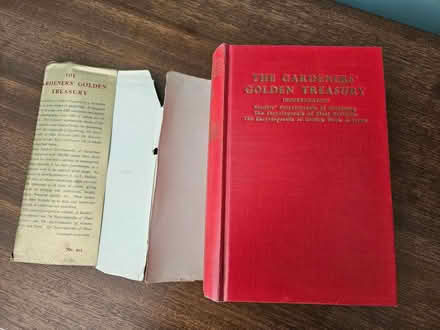 Photo of free The Gardeners Golden Treasury Plant Encyclopedia (Bexhill TN39) #3