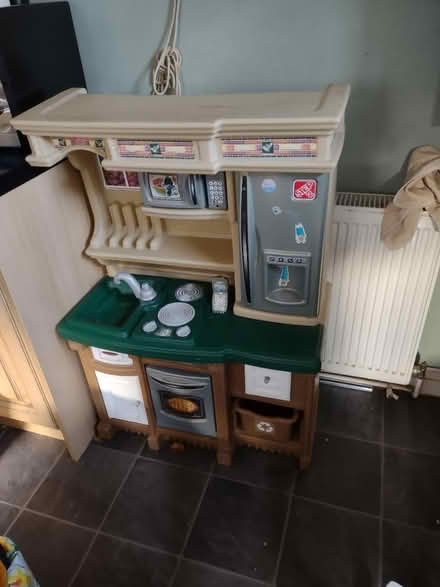 Photo of free Toy kitchen (Tilehurst) #1
