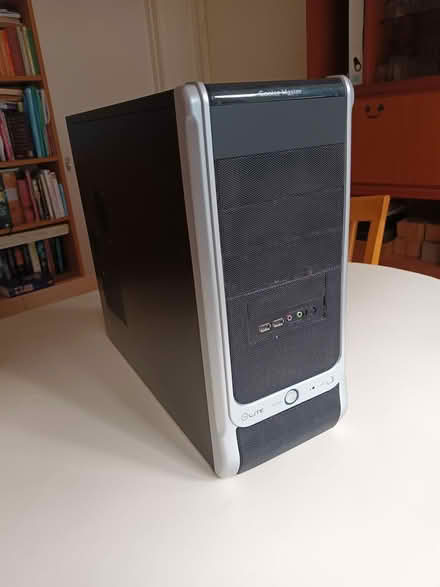 Photo of free Computer Case with some parts (Haslemere GU27) #1