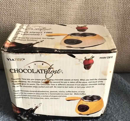 Photo of free Chocolate/Cheese Fondue Set (Willaston CH64) #2