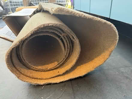 Photo of free Old carpet off cuts (Beckenham BR3) #4