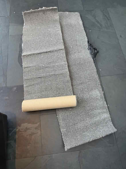 Photo of free Old carpet off cuts (Beckenham BR3) #1