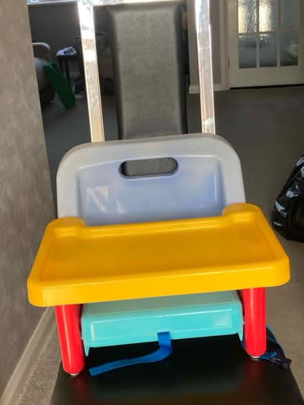 Photo of free Booster seat with tray (Cheshunt EN8) #1