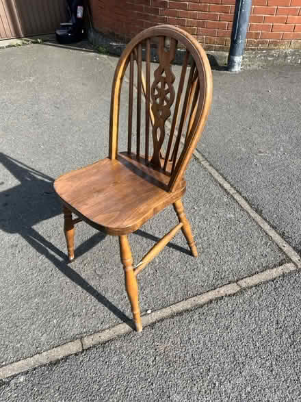 Photo of free Single chair (Horfield Bristol) #2