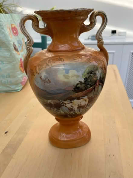 Photo of free Vintage vase (TW7) #2