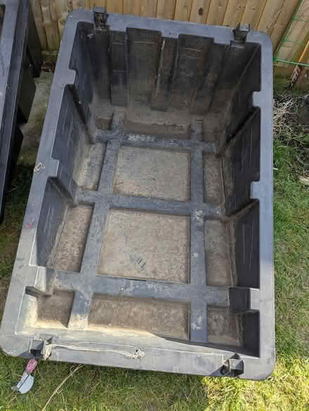 Photo of free Plastic containers (TN23) #3
