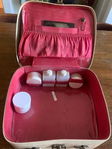 Photo of free Cosmetics case (OX2 North Oxford) #1