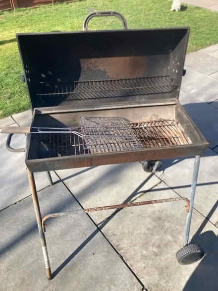 Photo of free BBQ (Southend SS2) #3