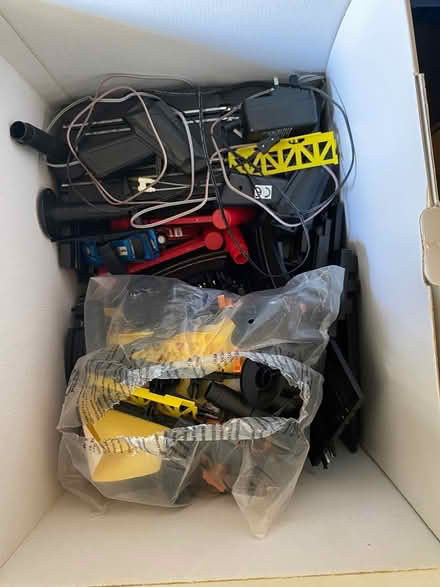 Photo of free scalelectrics (St Albans drakes drive) #1