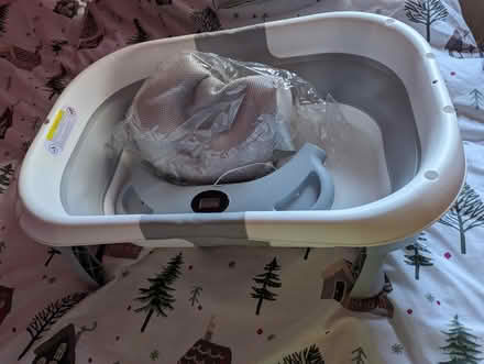 Photo of free Newborn foldable bath (Wollaton NG8) #1