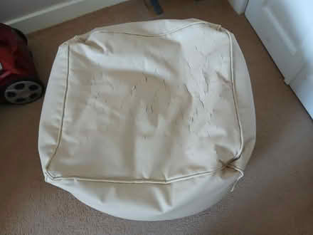 Photo of free Pouffe (Norwich (5 miles)) #1