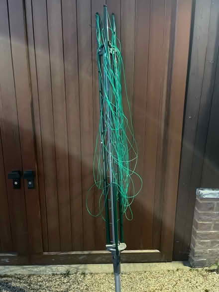 Photo of free Rotary clothes airer (St Albans) #1