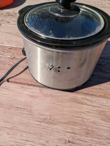 Photo of free Very Small Slow Cooker (El Cerrito Plaza) #3