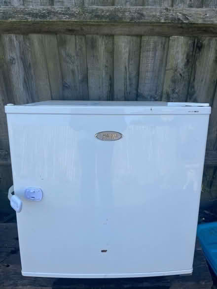 Photo of free Small table top freezer (Bampton OX18) #1