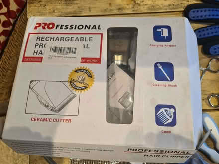 Photo of free dog-grooming kit (Richmond TW10) #4