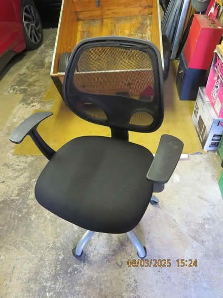 Photo of free Office /Desk chair (Linslade, LU7) #1