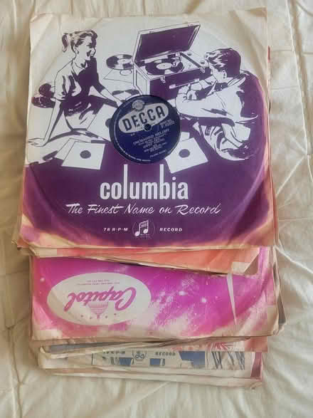 Photo of free 78rpm Records (Isleworth TW7) #1