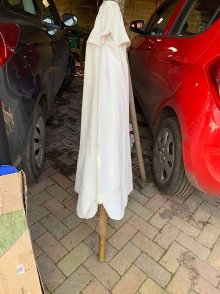 Photo of free Outdoor parasol (hp22 4ez) #1