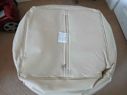 Photo of free Pouffe (Norwich (5 miles)) #3