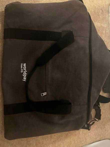 Photo of free Branded duffel bag (C04) #1