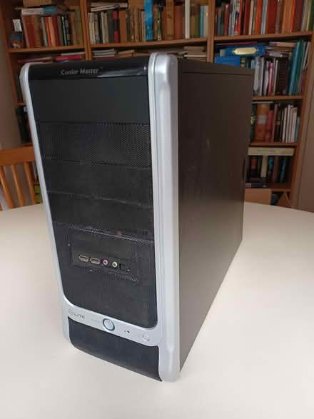 Photo of free Computer Case with some parts (Haslemere GU27) #2