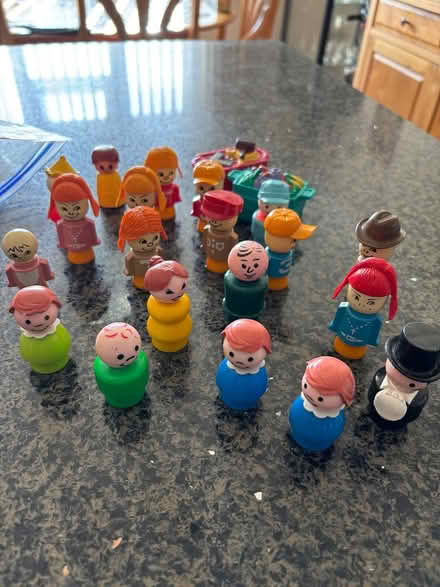 Photo of free Small figures (Basildon SS16) #1